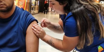 SSA reitera llamado de anticiparse al peak de las enfermedades de invierno acudiendo a vacunarse