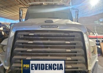 PDI recupera camión de alto tonelaje avaluado en más de $84 millones y detiene a mujer por receptación en Calama