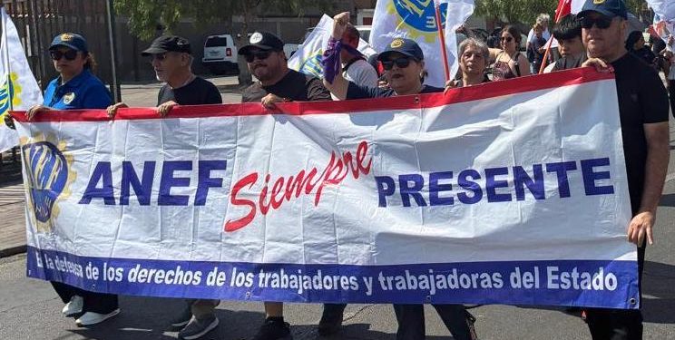 Día del Trabajador: Carabineros reportó 60 eventos y 35 detenidos en el país / No hubo detenidos en Iquique