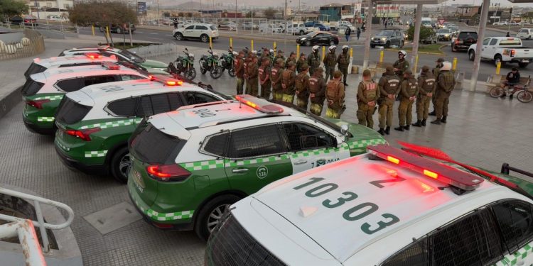 Ocho detenidos dejó operativo focalizado de Carabineros en Alto Hospicio