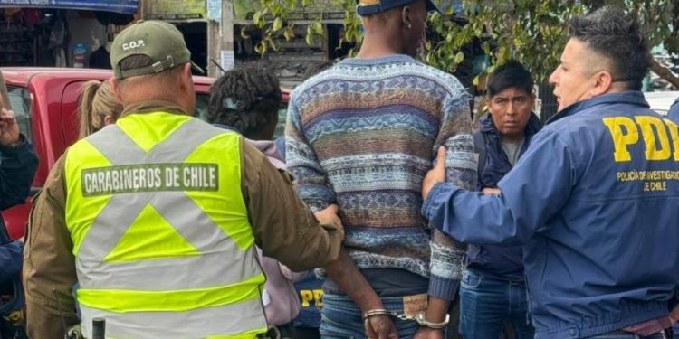 Carabineros detuvo a dos sujetos por delitos de hurto y receptación