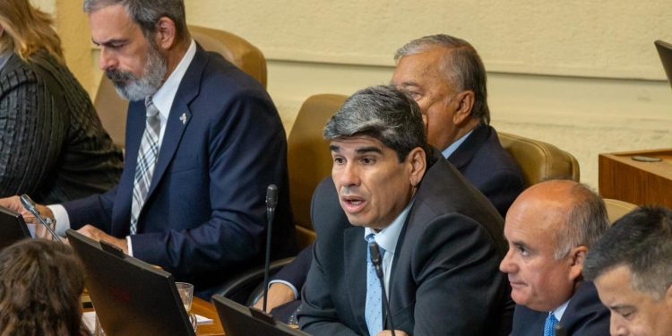 Diputado Álvaro Jofré llama a rediseñar incentivos económicos para reactivar Tarapacá