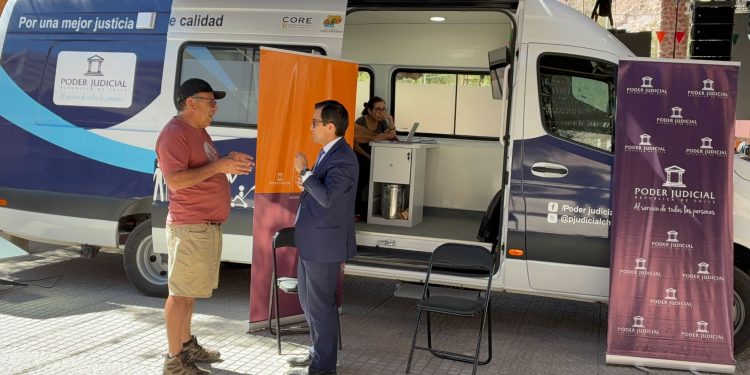 Bus Judicial de la Corte de Arica atendió consultas de habitantes del Valle de Codpa