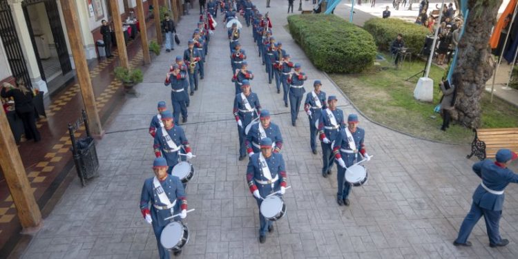 Universidad de Santiago y la Armada de Chile recuerdan a exalumnos caídos en el Combate Naval de Iquique