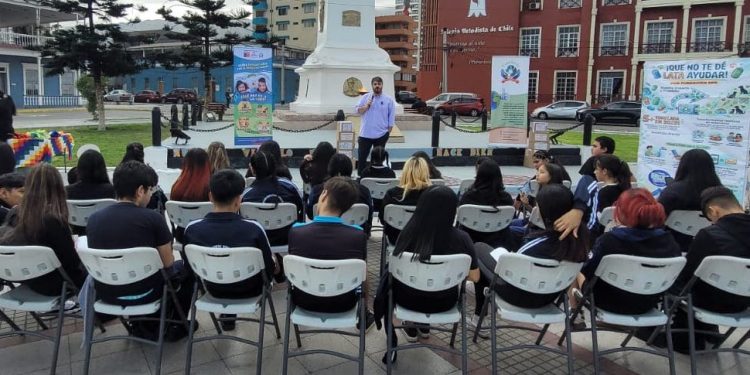 Iquique se convierte en epicentro del bienestar animal: Cientos de personas y delegaciones se unieron en masiva feria interactiva