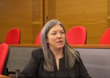 Experta valora medidas para agilizar atención oncológica en Isapres, pero advierte: “Moverán poco la aguja”