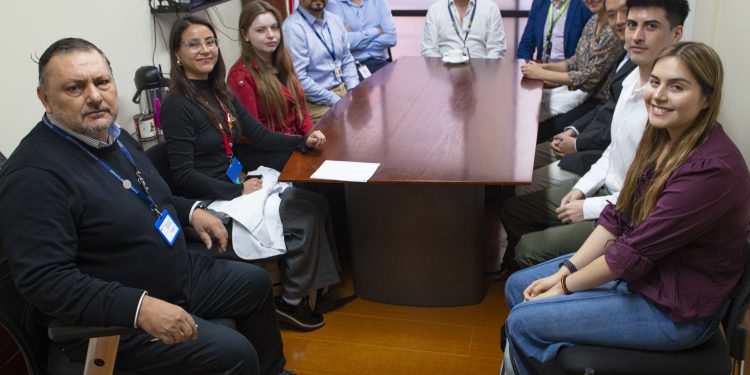 16 nuevos médicos especialistas se incorporan a la Región de Tarapacá