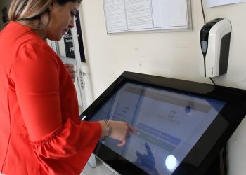 Juzgado de Familia de Iquique habilita Tótem de Autoatención para trámites recurrentes