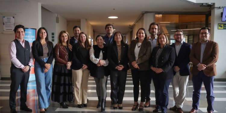 Empleo, inversión y minería: los desafíos que unen a autoridades, empresas y academia en Tarapacá