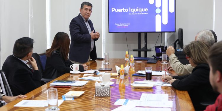 Empresa Portuaria Iquique expone ante Concejo Municipal desafíos y proyectos del proceso de concesión
