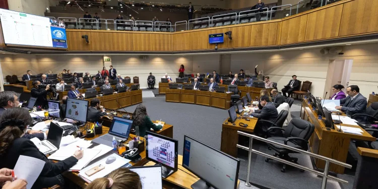 A Comisión Mixta: proyecto que crea Subsistema de Inteligencia Económica
