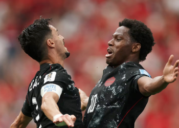Canadá marcó seis goles y México se proclama campeón del grupo
