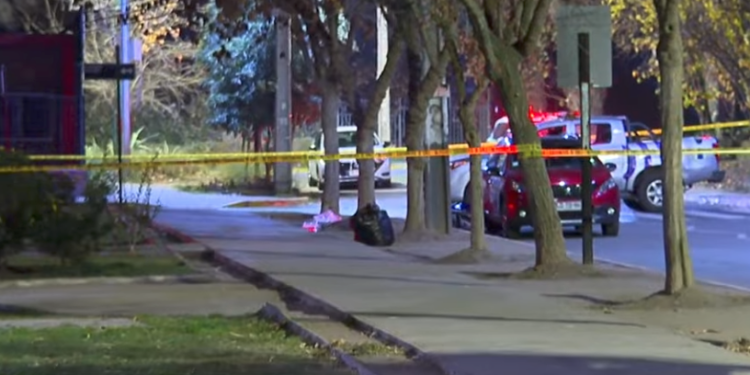 Tragedia en San Bernardo: Menor de 12 años muere tras ser arrastrado durante violenta encerrona