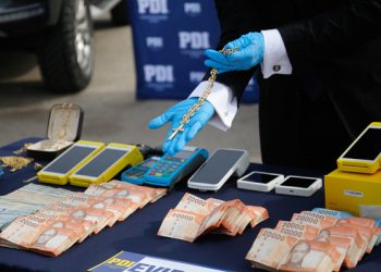 Casi $4 mil millones en dos años: Qué se hace con el dinero incautado al crimen organizado en Chile