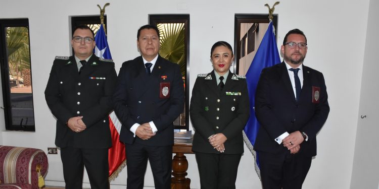 Gendarmería presentó saludos protocolares a la PDI en su 93 aniversario institucional