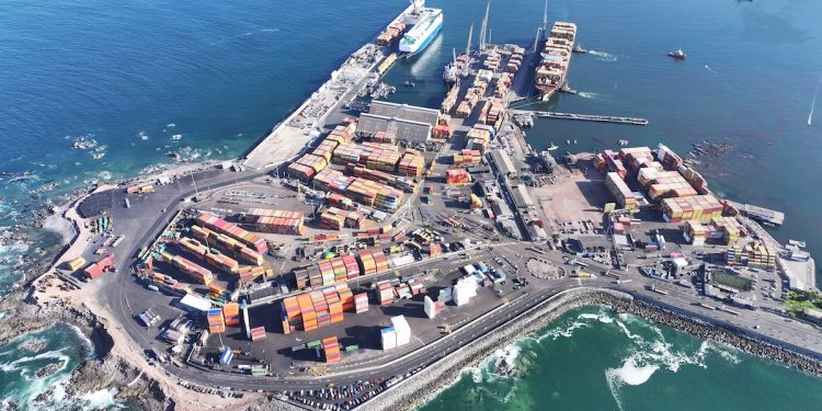 Mayo 2026: Puerto de Iquique mantiene positivos resultados pese a dificultades del mercado boliviano
