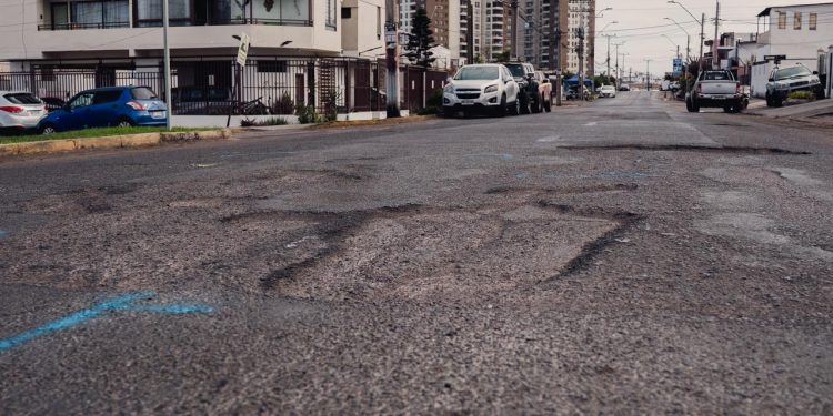 Gobernador Carvajal ingresa a CORE segunda etapa de Plan Especial de Pavimentación por $17 mil millones