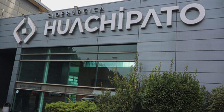 “Espero que motive a otras empresas”: Autoridades del Biobío destacan acuerdo de CAP y AZA por Huachipato