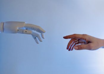 Inteligencia artificial: por qué expertos creen que Chile debe acelerar su adopción
