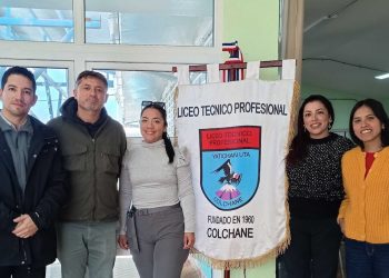 Estudiantes de liceos TP de la región acceden a formación pionera en habilidades del futuro