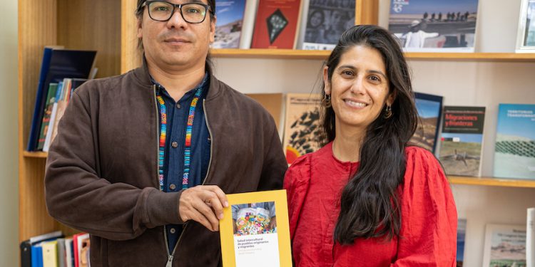 Libro reúne quince años de investigación sobre salud intercultural y movilidad humana en Tarapacá