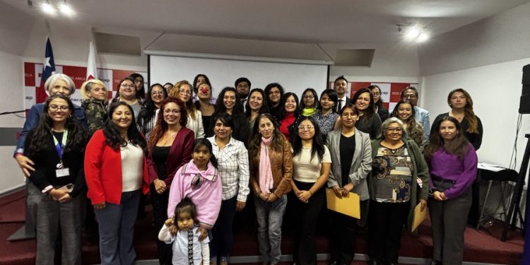 30 mujeres mejoraron sus emprendimientos con base científica y tecnológica