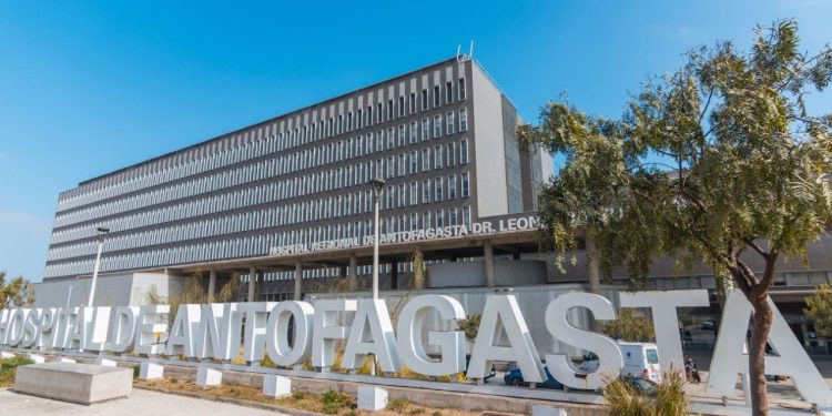 Alta de escolar calameño destaca el trabajo coordinado de la red de salud
