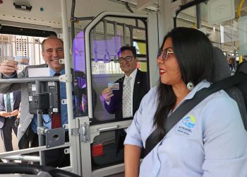 Biministro De Grange diagnostica los principales desafíos de movilidad de Arica