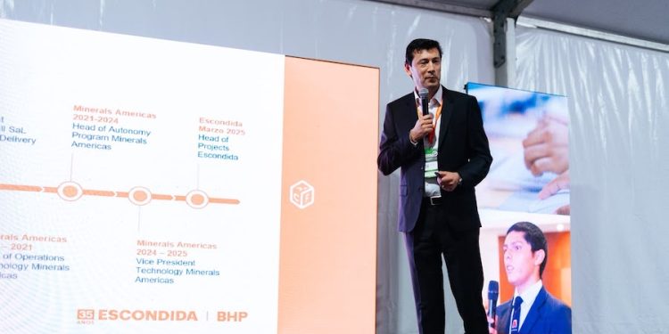  Pedro Hidalgo, Head de Proyectos de Escondida | BHP: “En Escondida | BHP vemos la tecnología como un aliado de las personas”