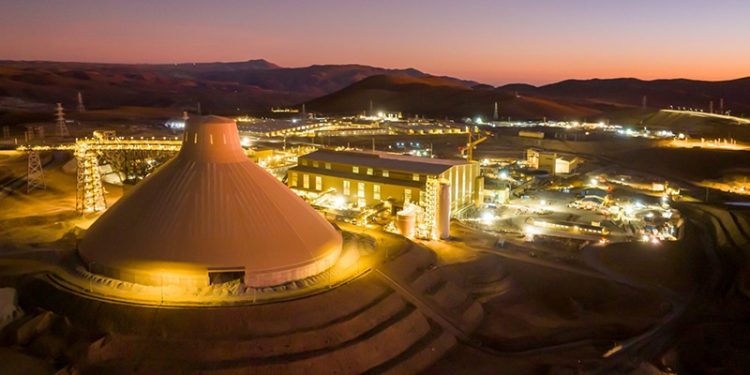 Quebrada Blanca de Teck reduce pérdidas tras casi triplicar ventas de cobre en el primer trimestre