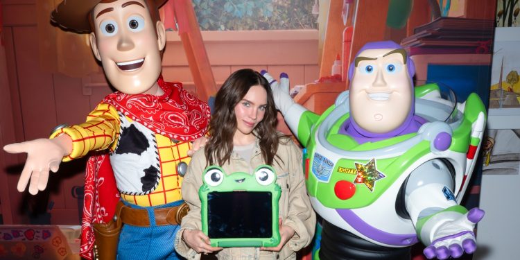 Belinda llega a ‘Toy Story 5’ de Disney Pixar