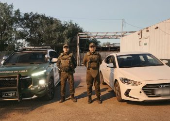 Conductor evade fiscalización y abandona vehículo robado en Ruta A-65