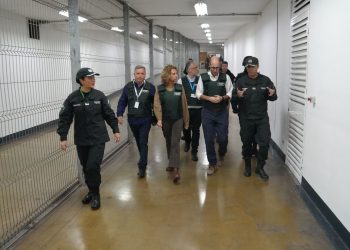 Ministro de Seguridad y Delegada Presidencial de Tarapacá encabezaron operativos en terreno para combatir el crimen organizado