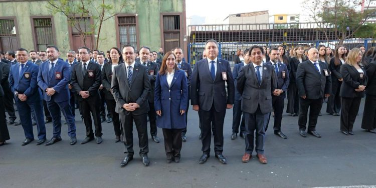 PDI conmemoró su 93 aniversario con tradicional Lista Solemne e Izamiento de Pabellones en todo el país