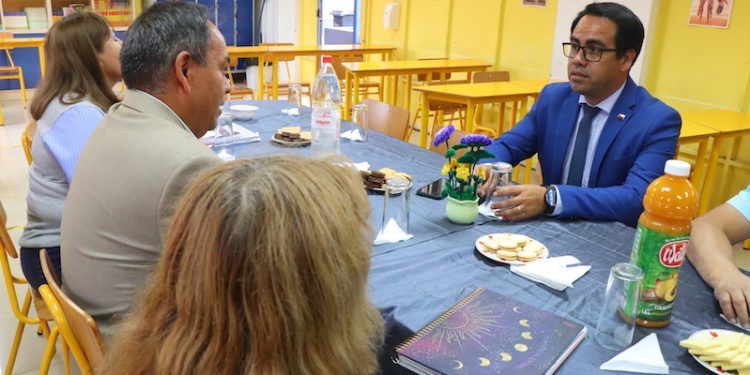 En establecimientos educacionales abordaron proyecto de ley Escuelas Protegidas