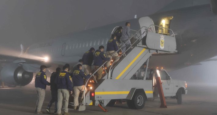 Operativo migratorio: Trasladan a 45 extranjeros a sus países de origen