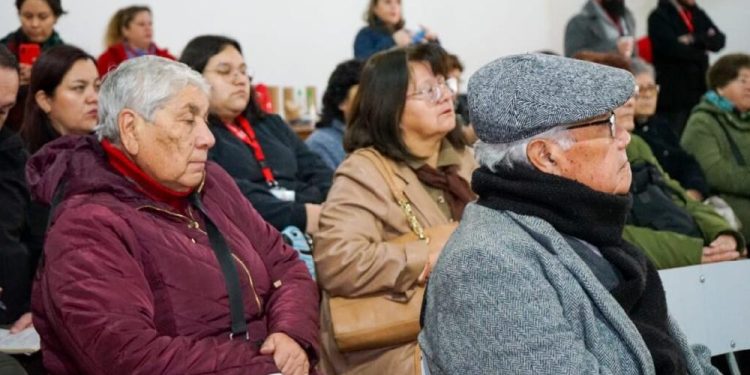 Un hito para la dignidad: Se publica la Ley N° 21.822 Integral de las Personas Mayores en el Diario Oficial
