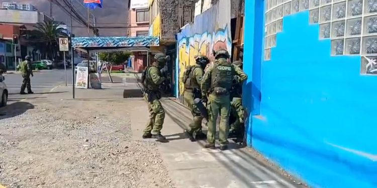 Operativo de Carabineros desarticuló banda dedicada al microtráfico de drogas en Iquique