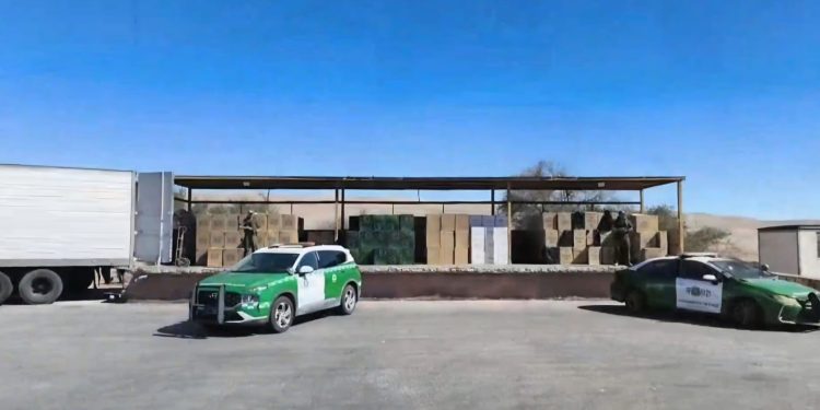 Carabineros decomisó millonario cargamento de cigarrillos de contrabando en Quillagua