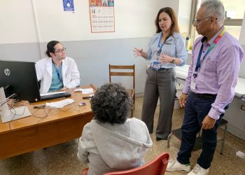 Médicos de UC CHRISTUS realizan operativo de dermatología en el Hospital de Arica