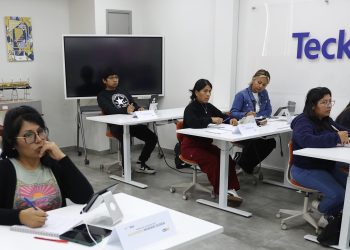 Teck Quebrada Blanca impulsa nuevo programa de formación de operadores CAEX para fortalecer la empleabilidad en Tarapacá