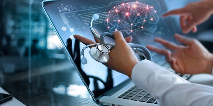“Hospital Digital” impactará a más de 60 hospitales públicos y conectará diagnósticos por imágenes de pacientes en todo Chile
