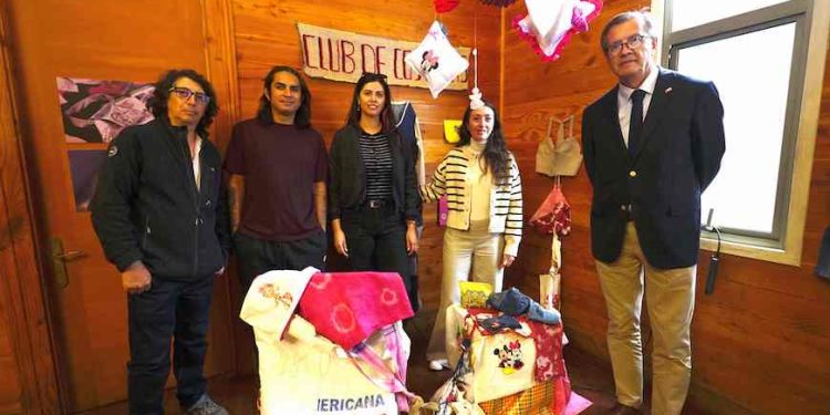 Arte y Reinserción: Con exposición abierta finalizan talleres del programa visitas artísticas en Tarapacá