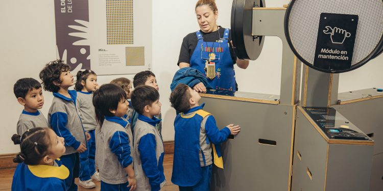 Muestra del MIM finaliza con cerca de 23 mil visitantes en Sala de Arte Casa Collahuasi
