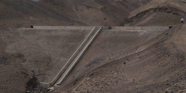 Autoridades y planificación de obras para proteger a la población de Tarapacá ante posibles eventos climáticos