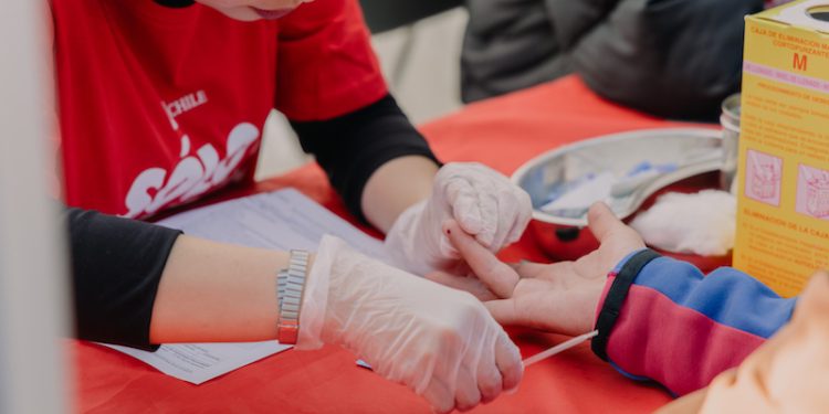 ¿Te has hecho el test de VIH este último año? La recomendación que muchos desconocen