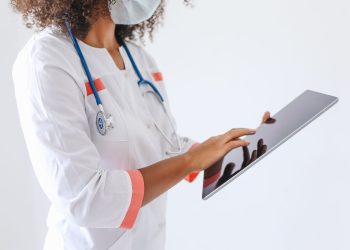 Inteligencia artificial y el desafío de preservar el criterio clínico en medicina