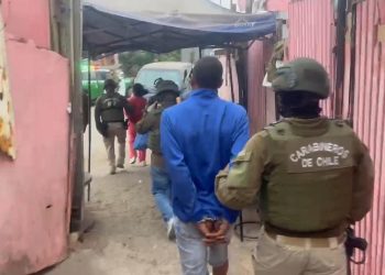 Carabineros detuvo a dos personas por microtráfico de drogas en «toma» La Cantera