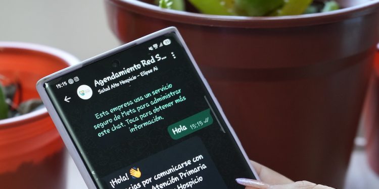 Departamento de Salud de Alto Hospicio lanzó nuevo canal de atención vía WhatsApp para facilitar el acceso a prestaciones de salud