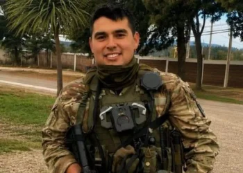 «Asesinado cobardemente»: Presidente Kast reacciona a la muerte de Marco Cosme, carabinero baleado en Valdivia